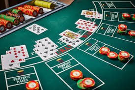 Antarmuka situs desktop waktu777 menampilkan meja live dealer dengan streaming HD dan kontrol permainan yang jelas